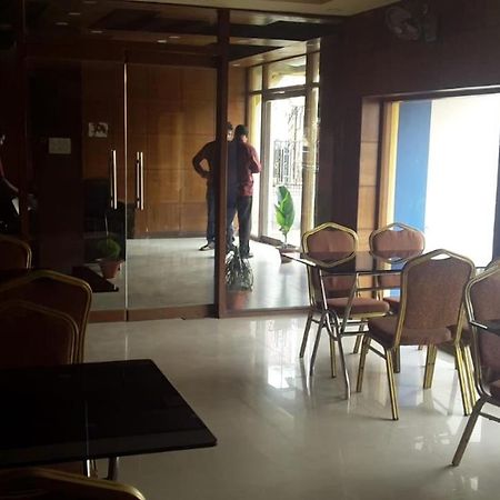Hotel Shelter Tarapith Esterno foto